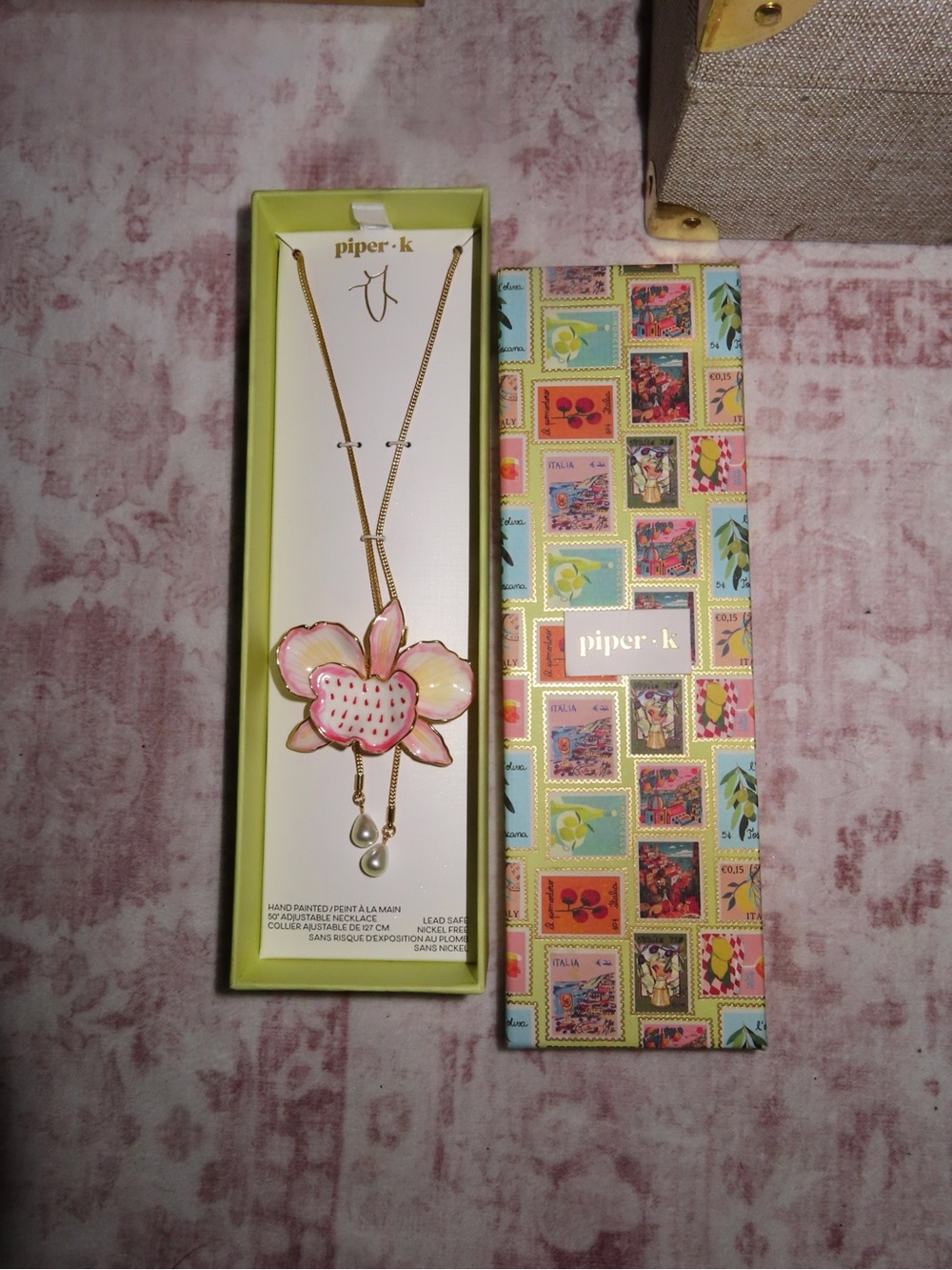 NWT Piper K Hand-Painted Pink Flower Pendant Necklace w/ Pearl